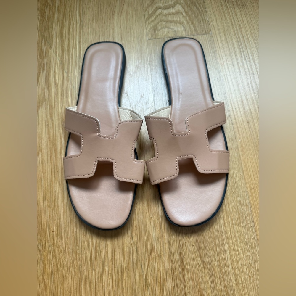 Chic Blush Slide Sandals